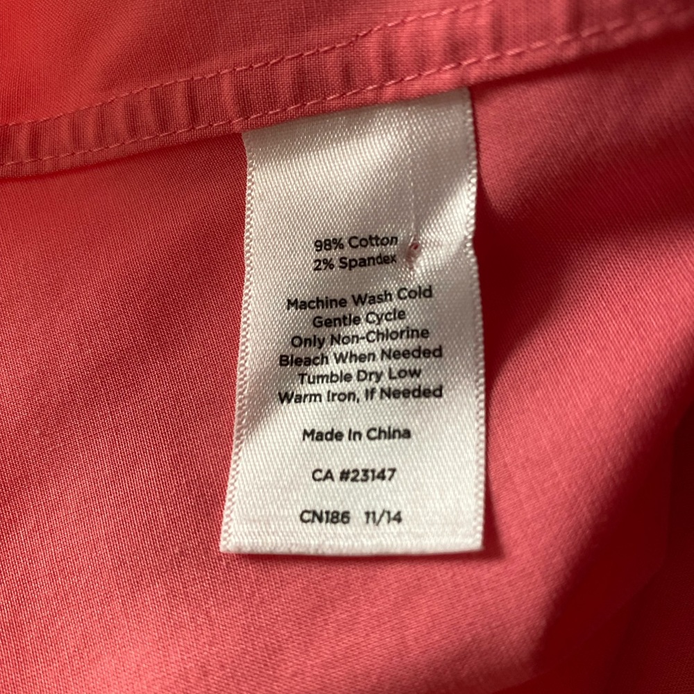 Talbots - Woman’s pink sleeveless button down, Size: 4 - Picture 5 of 6